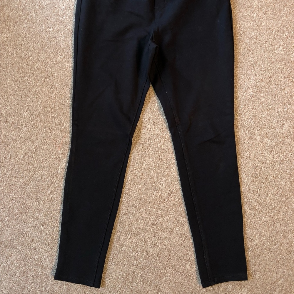 St. Johns Bay petite medium leggings